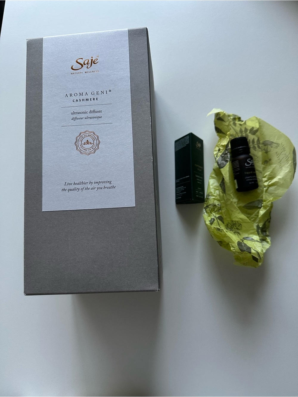 Saje Aroma Geni Cashmere Ultrasonic Diffuser + Peppermint Oil + Diffuser Blend